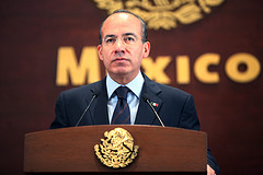 Mexican President Felipe Calderón discussed organized crime at a press conference on Tuesday.